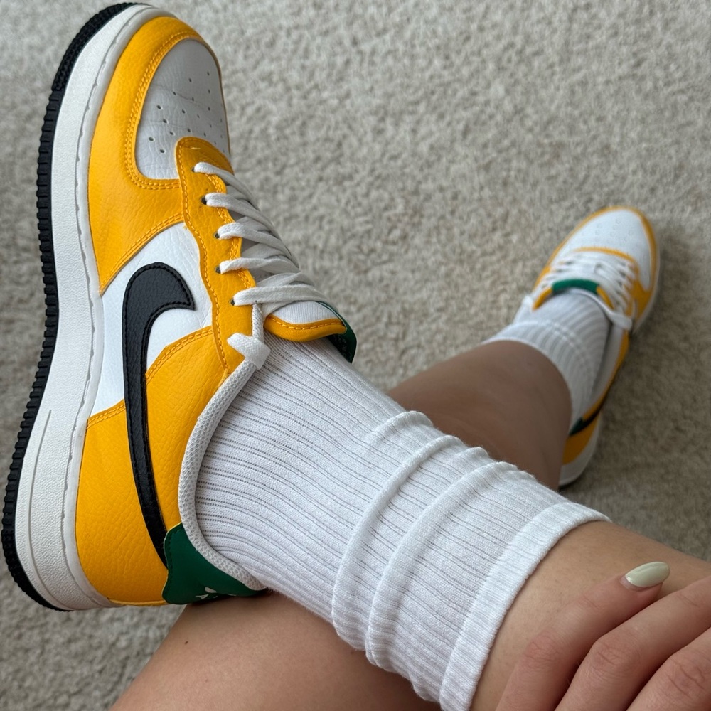 Nike Air Force 1 Low White Yellow Green -Unisex-EU 39/US 6.5 Y/ 24.5 cm